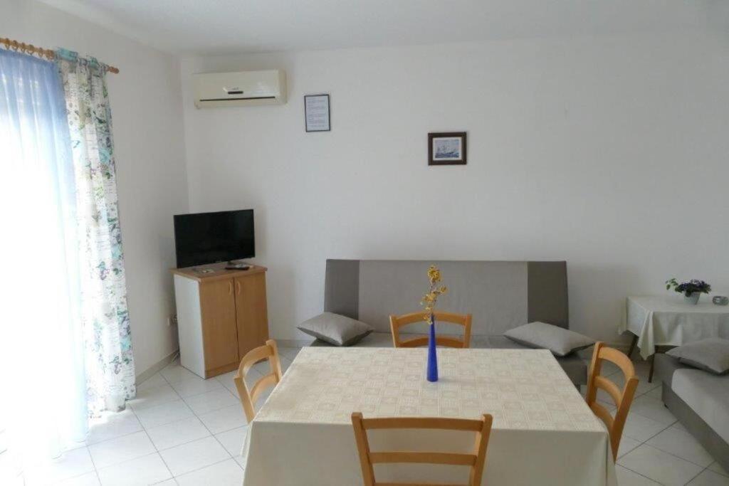 Apartments Jasmin Barbat na Rabu Exterior foto