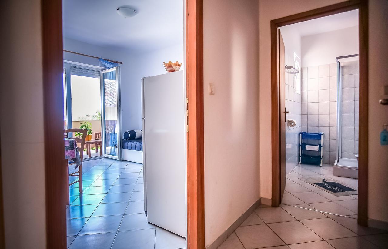 Apartments Jasmin Barbat na Rabu Exterior foto