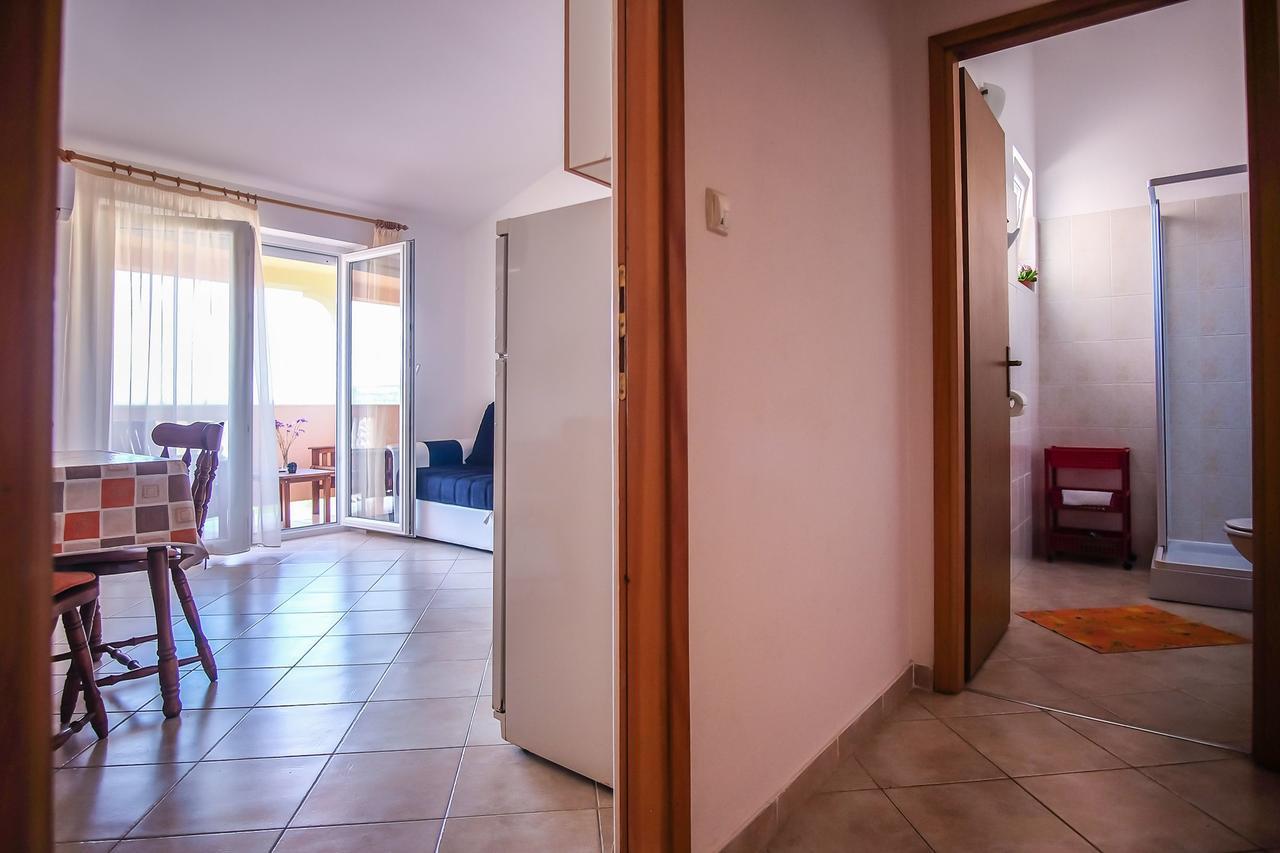 Apartments Jasmin Barbat na Rabu Exterior foto